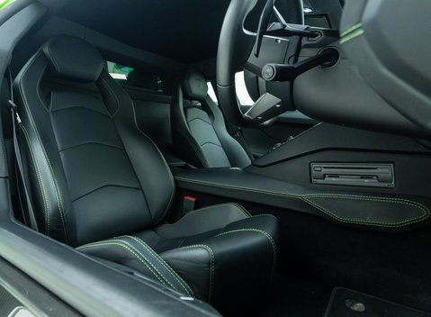 Lamborghini Aventador S LP 740-4 14