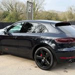 Porsche Macan Service History