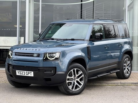 Land Rover Defender SE MHEV 5