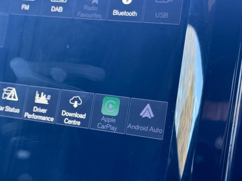 Volvo XC60 2.0 D5 PowerPulse R-Design Auto AWD Euro 6 (s/s) 5dr 22