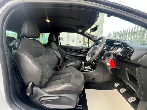 DS DS 3 BLUEHDI ELEGANCE S/S 37