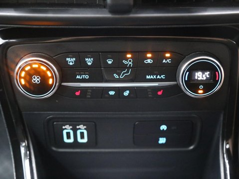 Ford Ecosport 1.0T EcoBoost Titanium Euro 6 (s/s) 5dr 17