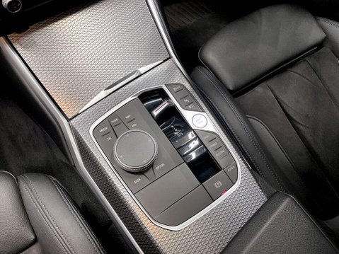 BMW 3 Series 2.0 330e 12kWh M Sport Touring 5dr Petrol Plug-in Hybrid Auto Euro 6 (s/s) 17