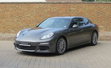 Porsche Panamera Diesel 7