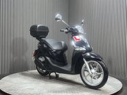Piaggio Liberty 2021 1 OWNER ONLY 1200 MILES TOP BOX 125CC SCOOTER BIKE 2