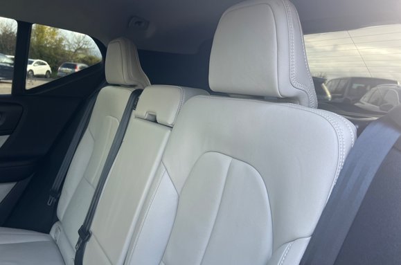 Volvo XC40 2.0 T4 INSCRIPTION PRO AUTO PETROL 40