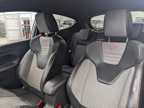 Ford Fiesta ST-3 10