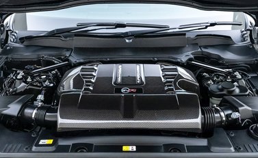 Land Rover Range Rover Sport 5.0 SVR Carbon Edition 35