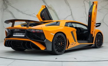 Lamborghini Aventador SV LP 750-4 5