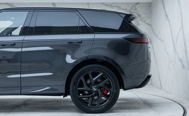 Land Rover Range Rover Sport D250 Edition 32
