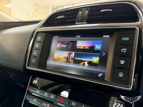 Jaguar XE 2.0d Portfolio Auto AWD Euro 6 (s/s) 4dr 33