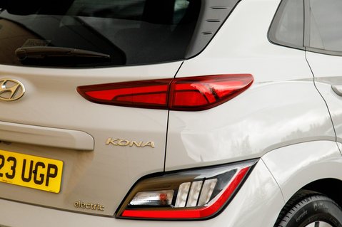 Hyundai KONA ULTIMATE 10