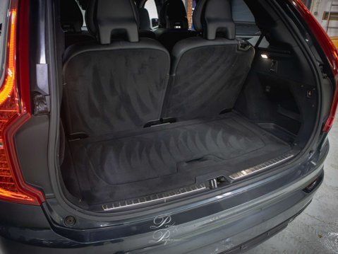 Volvo XC90 2.0 XC90 R-Design D5 PowerPulse AWD Auto 4WD 5dr 23