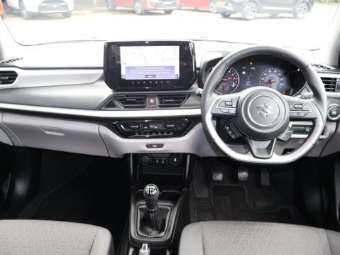 Suzuki Swift 1.2 MHEV Motion Euro 6 (s/s) 5dr 13