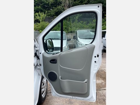 Renault Trafic 2.0 TD dCi LL29 Navigation L3 H1 4dr 21
