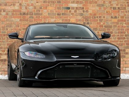 Aston Martin Vantage vs Porsche 911 Turbo: Which Is Better?