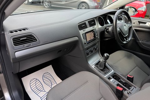 Volkswagen Golf SE TDI BMT -£20 ROAD TAX -1 OWNER -11 SERVICES -SATNAV -ADAPTIVE CRUISE 24