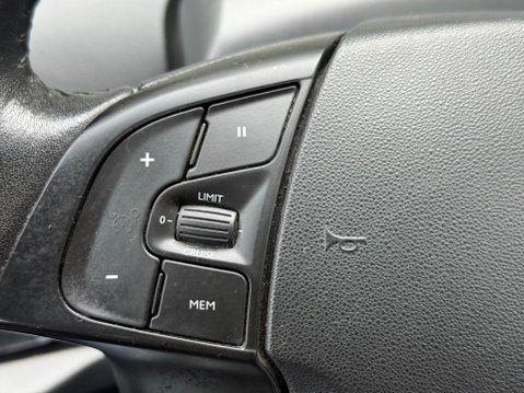 Citroen C4 Picasso 1.6 HDi VTR+ Euro 5 5dr 13