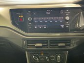 Volkswagen Polo 1.0 Polo SE 5dr 9