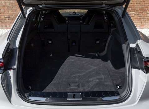 Porsche Panamera Turbo Sport Turismo 31