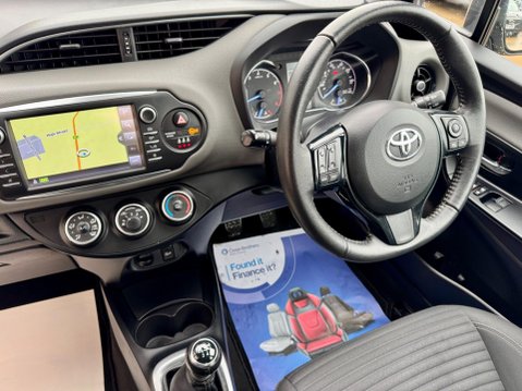 Toyota Yaris 1.5 VVT-i Icon Tech Euro 6 5dr 11