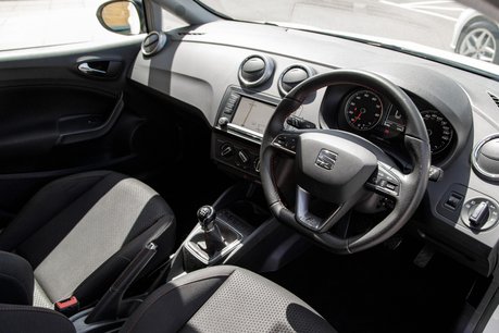 SEAT Ibiza TSI FR TECHNOLOGY