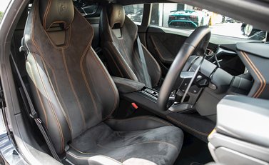 Lamborghini Huracan LP610-4 12