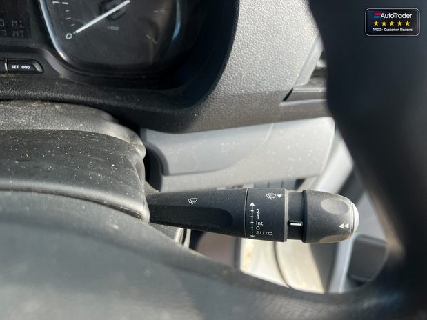 Vauxhall Vivaro SWB L1H1 F2700 Dynamic Air Con Sensors EURO 6 NO VAT 31