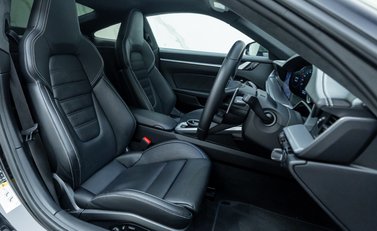 Porsche 911 Turbo S (992) 14