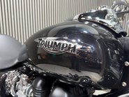 Triumph Bonneville 2011 ONLY 1812 MILES LONG MOT STUNNING CRUISER BIKE 29