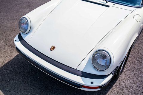 Porsche 911 3.2 Classic Carrera Cabriolet 2dr Petrol Manual (231 bhp) 38