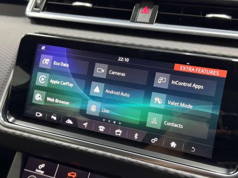 Land Rover Range Rover Velar 2.0 D240 R-Dynamic S SUV 5dr Diesel Auto 4WD Euro 6 (s/s) (240 ps) 30
