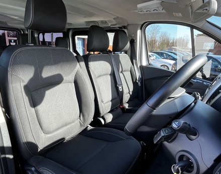 Renault Trafic 2.0 Trafic Sport Energy dCi 5dr 57