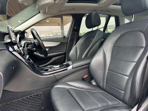 Mercedes-Benz C Class 2.1 C 220 Sport Premium D 4Matic Auto 4WD 5dr 20