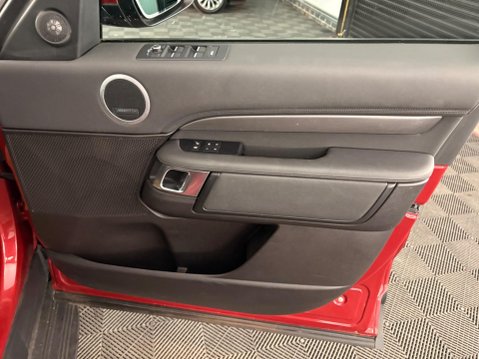 Land Rover Discovery 2.0 SD4 HSE Auto 4WD Euro 6 (s/s) 5dr 38