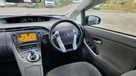 Toyota Prius 1.8 VVT-h T Spirit Hatchback 5dr Petrol Hybrid CVT Euro 5 (s/s) (136 ps) 21