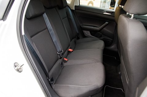 Volkswagen Polo SE EVO 28