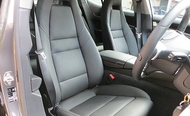 Porsche Panamera Diesel 8