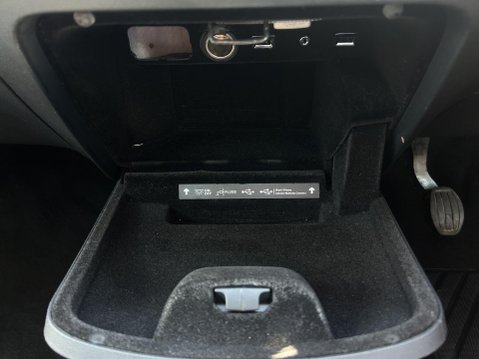 Citroen C4 Picasso 1.6 e-HDi Airdream Exclusive+ Euro 5 (s/s) 5dr 39
