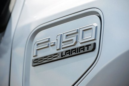 Ford Lightning Lariat Electric 21