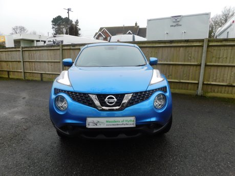 Nissan Juke 1.6 TEKNA 5 Dr 9