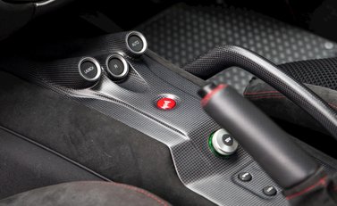 Ferrari 599 GTO LHD 18