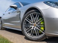 Porsche Panamera 4 E-Hybrid Platinum Edition 6