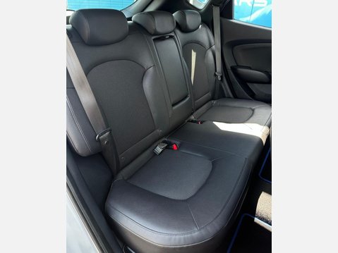 Hyundai ix35 1.7 CRDi SE SUV 5dr Diesel Manual Euro 5 (s/s) (115 ps) 10
