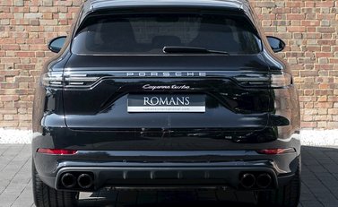 Porsche Cayenne Turbo 5
