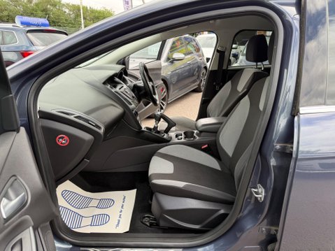 Ford Focus 1.0T EcoBoost Zetec S Euro 5 (s/s) 5dr 18
