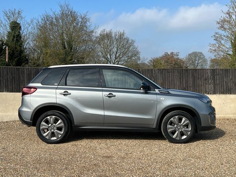 Suzuki Vitara SZ-T MHEV 5