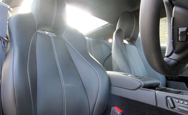 Aston Martin DB9 Carbon Black Edition 8