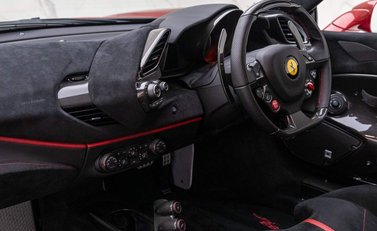 Ferrari 488 Pista 10