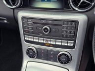 Mercedes-Benz SLC SLC 250 D AMG LINE 33